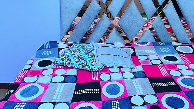 Snapshot of Emily_Trujillo chatting on March 8, 2025, 1:39 am Emily Trujillo online show from March 8, 2025, 1:39 am