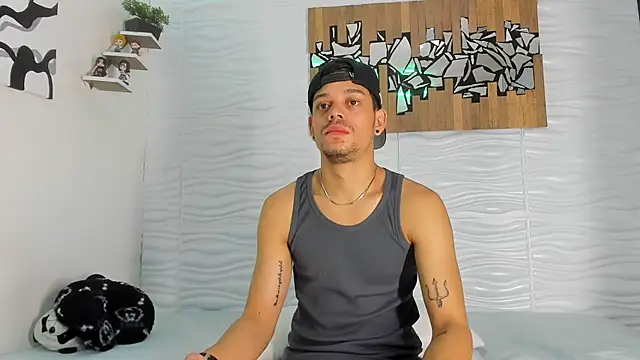 Friendsofeverything  online show from September 11, 2025, 1:44 pm