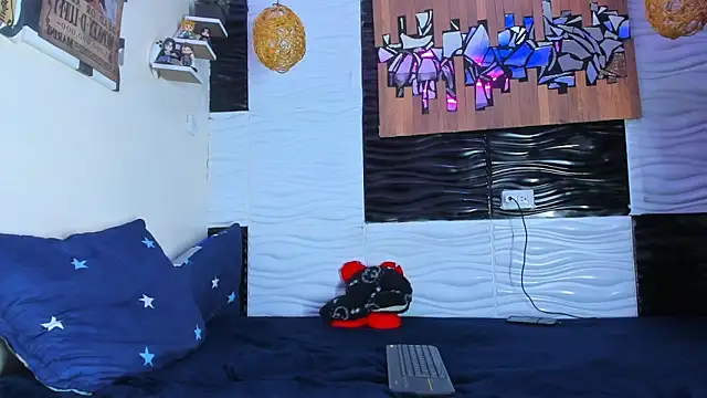 Friendsofeverything  online show from February 5, 2026, 1:49 pm