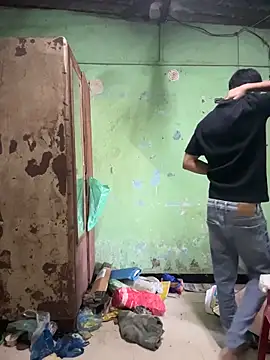 Privateseducer online show from November 8, 2025, 9:09 am