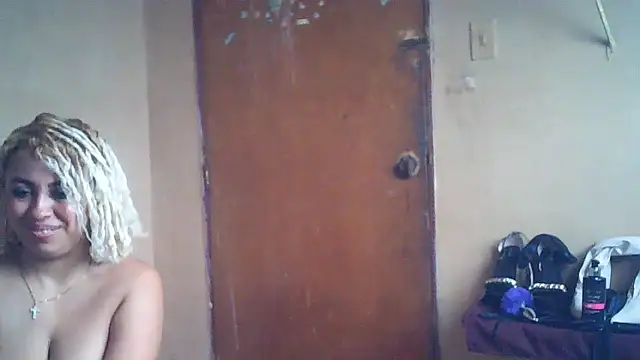 Lucy White   online show from April 9, 2026, 7:41 pm