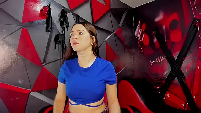 Hana and Zeta online show from September 14, 2025, 12:04 pm