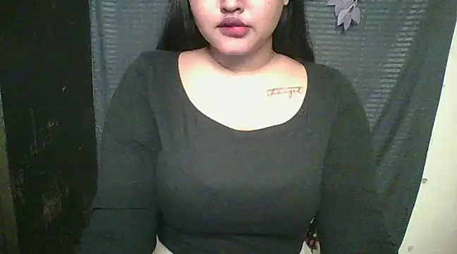 Your-love-12 online show from December 8, 2024, 1:13 am