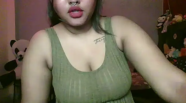 Your-love-12 online show from February 17, 2025, 1:32 pm