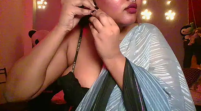 Your-love-12 online show from March 20, 2025, 6:09 pm