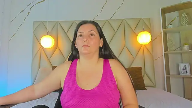 angelswets online show from November 12, 2025, 1:55 pm