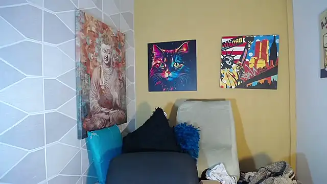 KamilaParrisx online show from October 1, 2025, 4:18 am