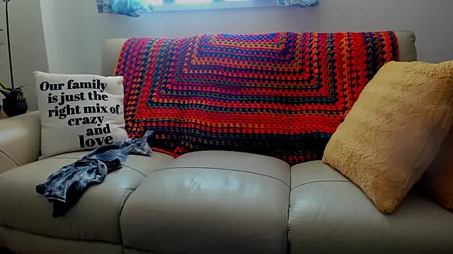 mindphu k online show from February 26, 2026, 8:52 pm