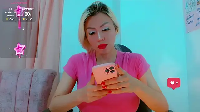 Snapshot of bimbocurvysex chatting on January 11, 2025, 3:34 am bimbocurvysex online show from January 11, 2025, 3:34 am