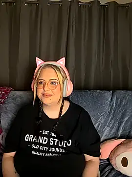 ChubbyBubs online show from October 20, 2025, 10:38 am