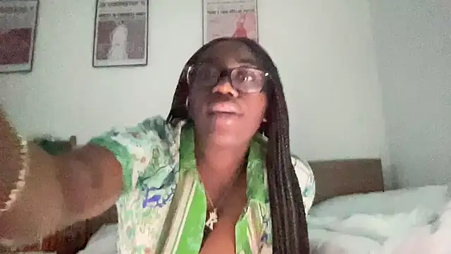 Snapshot of AveryJ99 chatting on December 2, 2024, 10:23 pm AveryJ99 online show from December 2, 2024, 10:23 pm