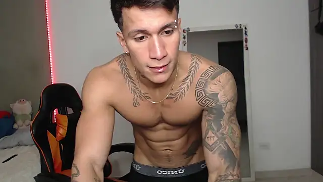 pettergrey1 online show from April 27, 2026, 8:07 pm