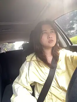 Liliya-77 online show from April 21, 2026, 6:31 am