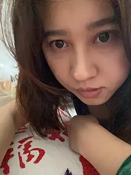 Liliya-77 online show from April 22, 2026, 9:22 am