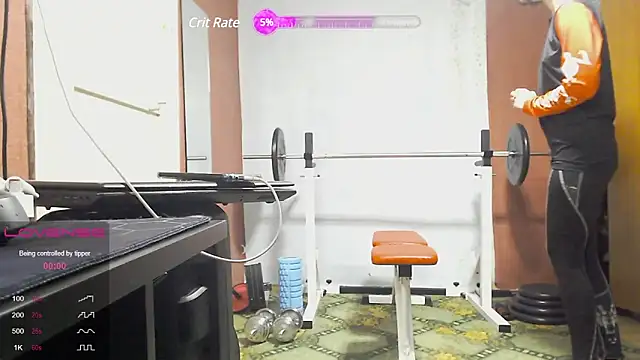 womanstrong78 online show from February 14, 2025, 4:09 pm