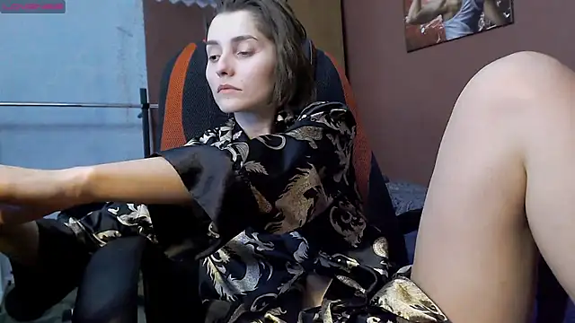 womanstrong78 online show from February 20, 2025, 2:57 pm