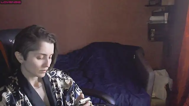 womanstrong78 online show from March 12, 2025, 11:31 am