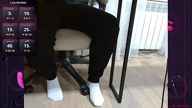 analanall online show from February 5, 2025, 4:03 pm