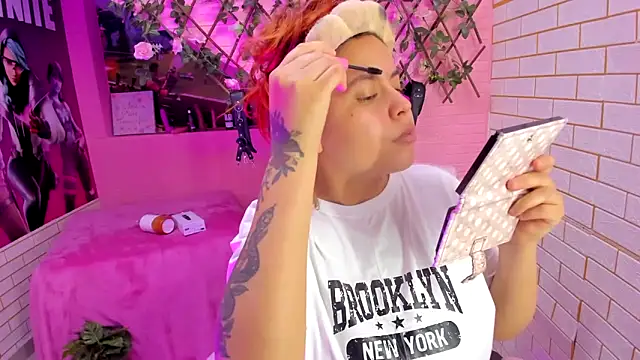 marcellaa303av online show from April 1, 2026, 3:29 am