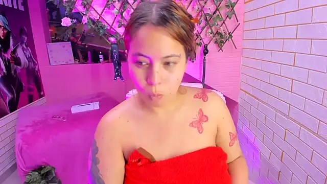 marcellaa303av online show from April 7, 2026, 1:39 am