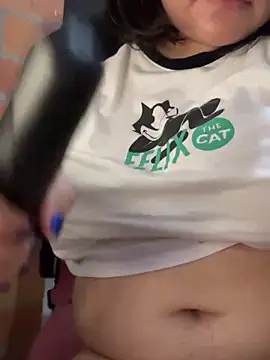 CinnamonCookiez online show from January 10, 2025, 7:04 am