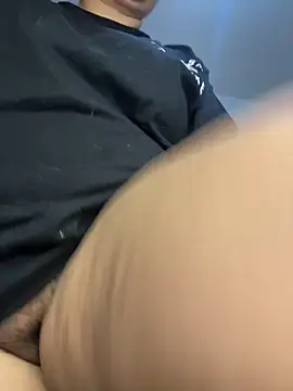 CinnamonCookiez online show from September 10, 2025, 4:23 am