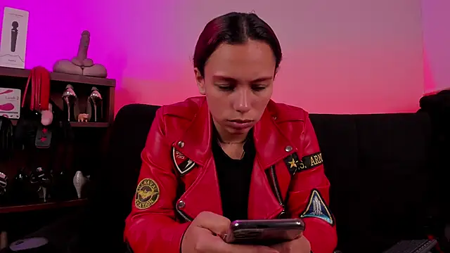 lilith-deveraux online show from February 27, 2025, 3:37 pm