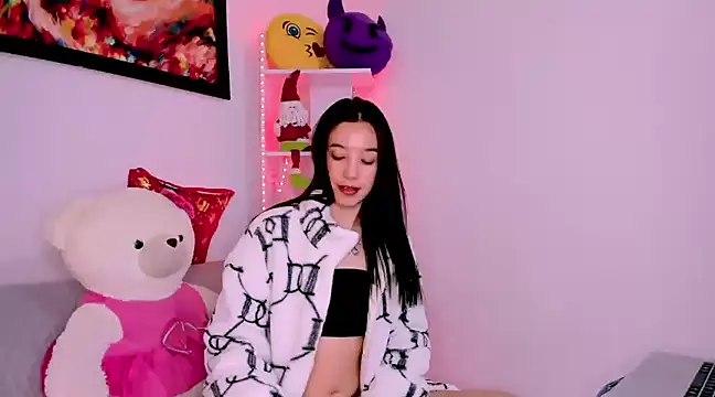 Manuelaa mejiia online show from December 10, 2024, 4:49 pm