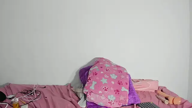 Arantza Hill online show from February 16, 2025, 12:30 am