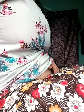 gunjan22 online show from October 9, 2025, 6:22 am