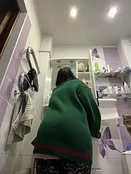 MaddisonHaas online show from March 9, 2025, 10:52 pm