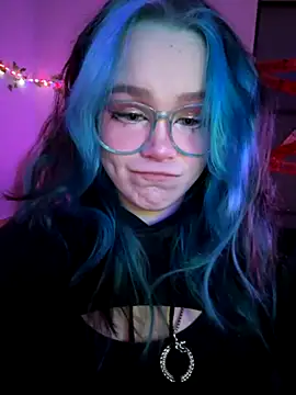 MaddisonHaas online show from December 1, 2025, 1:10 am