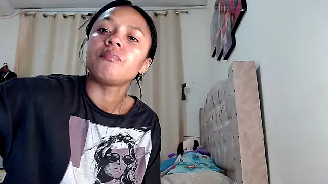 Samary thomas online show from February 15, 2025, 1:21 am