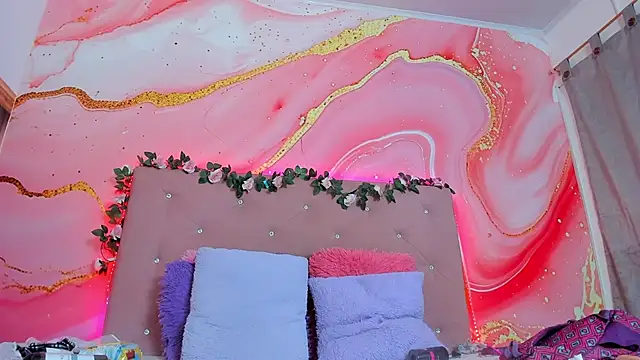 Taylor  cooper online show from March 17, 2025, 10:17 pm