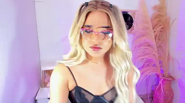 Elody Preysler69 online show from December 12, 2024, 5:20 am