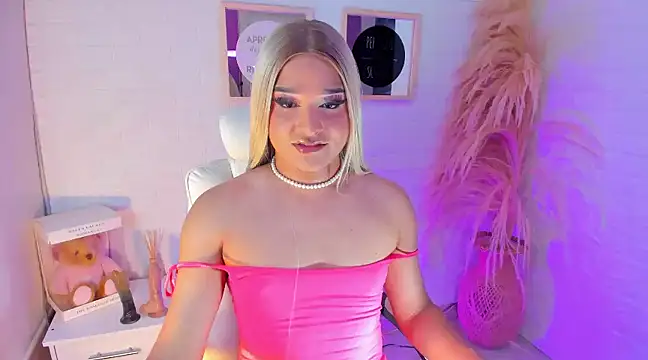 Elody Preysler69 online show from January 15, 2025, 7:05 am