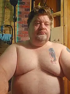 alienbunny online show from November 14, 2025, 4:44 am