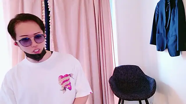 xxx men online show from April 30, 2026, 1:12 am