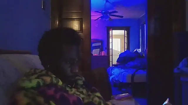 ThickNHung90 online show from November 30, 2025, 10:41 am