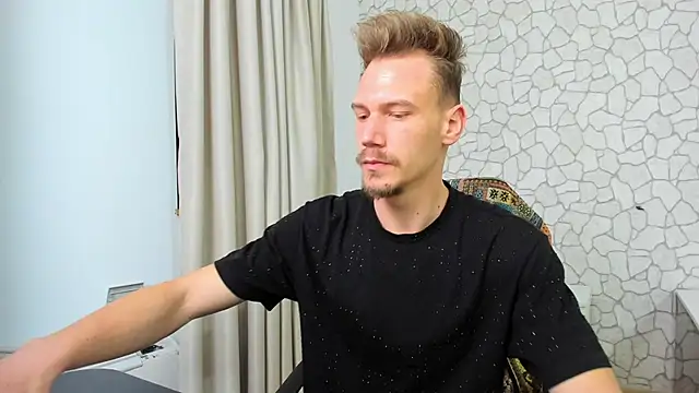 MateoBenjaminX online show from February 2, 2025, 3:49 pm