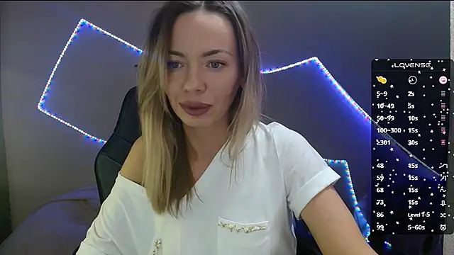 Daria Spring online show from March 19, 2025, 4:55 pm