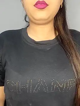 Shanaya Hotty online show from October 14, 2025, 9:15 pm