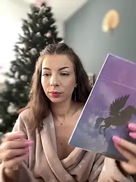 Snapshot of Mia_Ethan chatting on December 17, 2024, 7:29 am Mia Ethan online show from December 17, 2024, 7:29 am