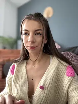 Snapshot of Mia_Ethan chatting on January 30, 2025, 8:22 am Mia Ethan online show from January 30, 2025, 8:22 am