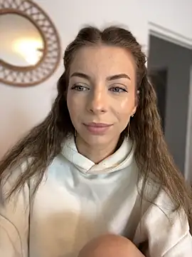 Snapshot of Mia_Ethan chatting on October 5, 2025, 9:07 am Mia Ethan online show from October 5, 2025, 9:07 am