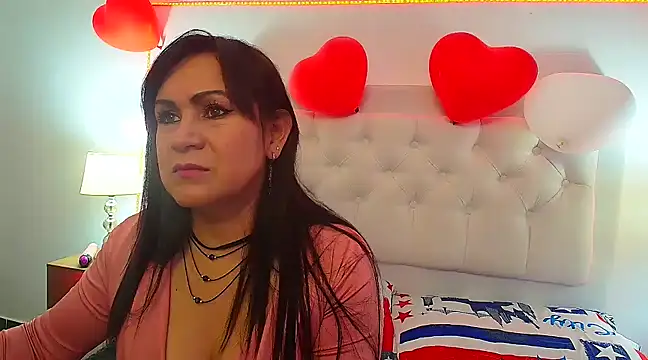 jescaoporto4 online show from February 22, 2025, 2:19 pm