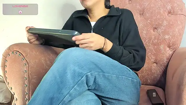  maria foxx  online show from March 1, 2025, 4:00 pm