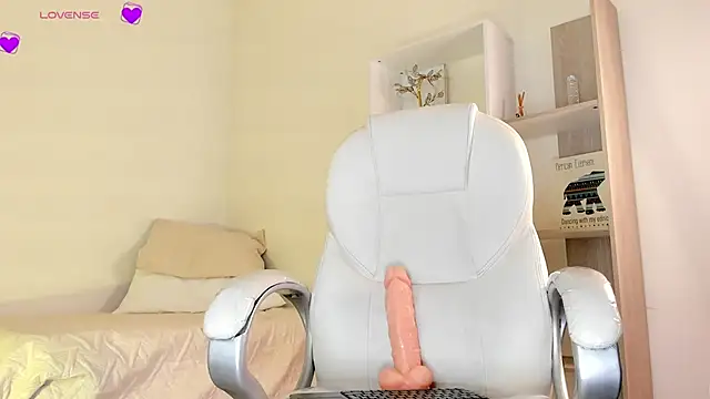 Snapshot of ambx04_ chatting on September 26, 2025, 4:44 pm ambx04 online show from September 26, 2025, 4:44 pm