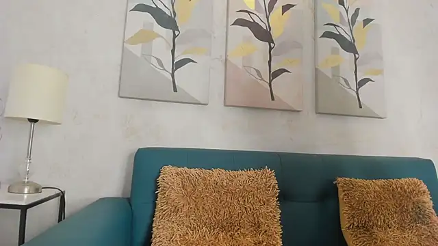 kayna gomez online show from March 6, 2025, 7:43 pm