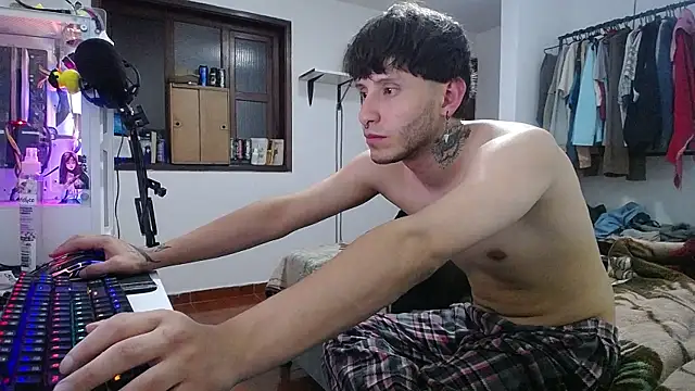 esjrobles online show from January 10, 2025, 4:33 am